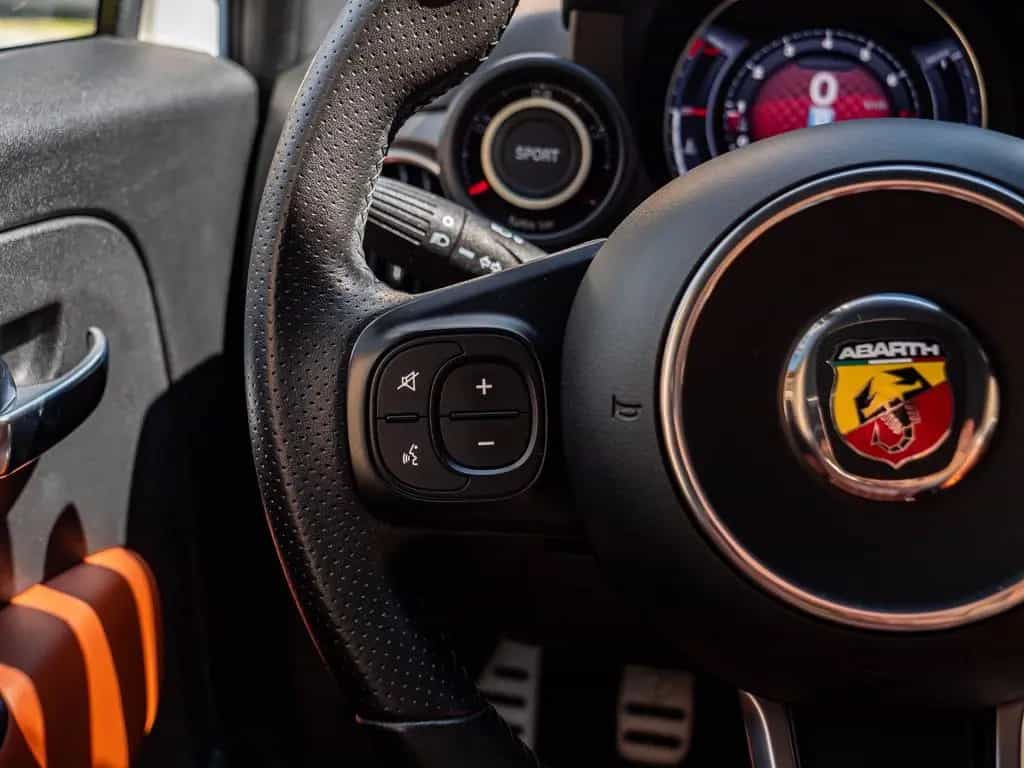 Abarth 595 Turismo LEDER BRAUN / Schalter !!! 12/2016-photo-30