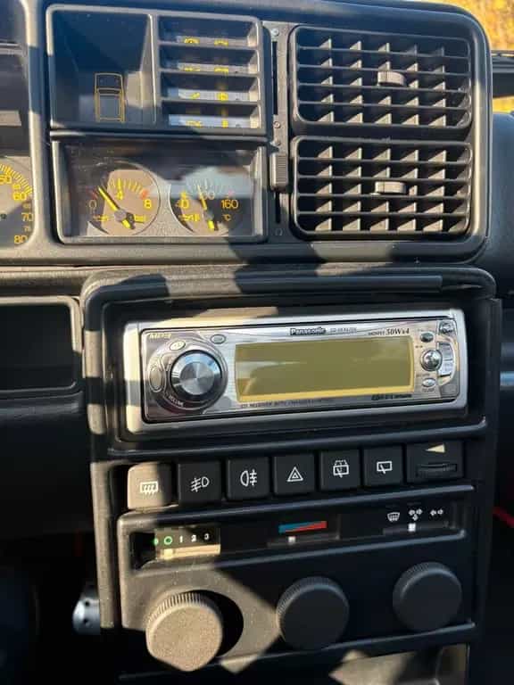 Lancia Delta HF Integrale SSD Radio H Kennzeichen 07/1990-photo-10