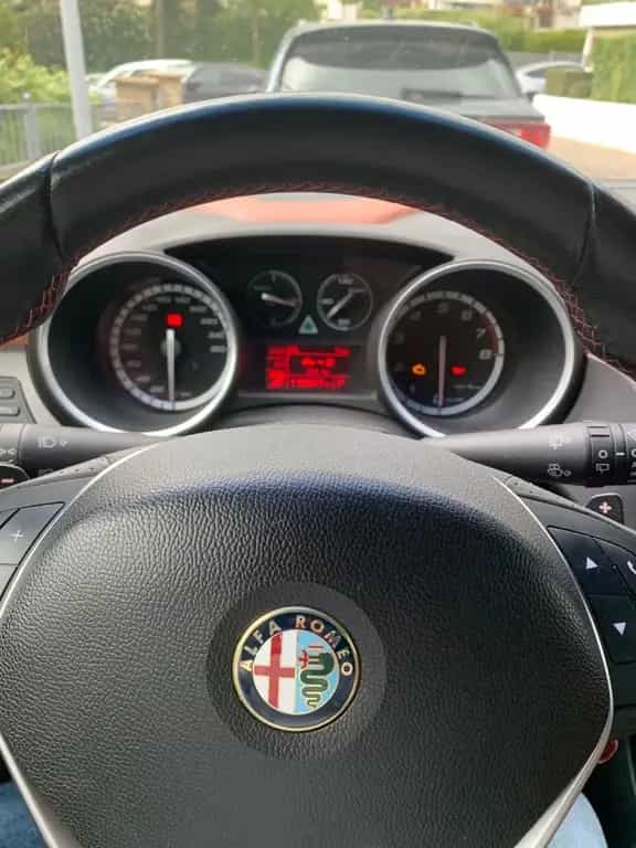 Alfa Romeo Giulietta 1.8 TBi 16V TCT Quadrifoglio Verde... 11/2014-photo-3