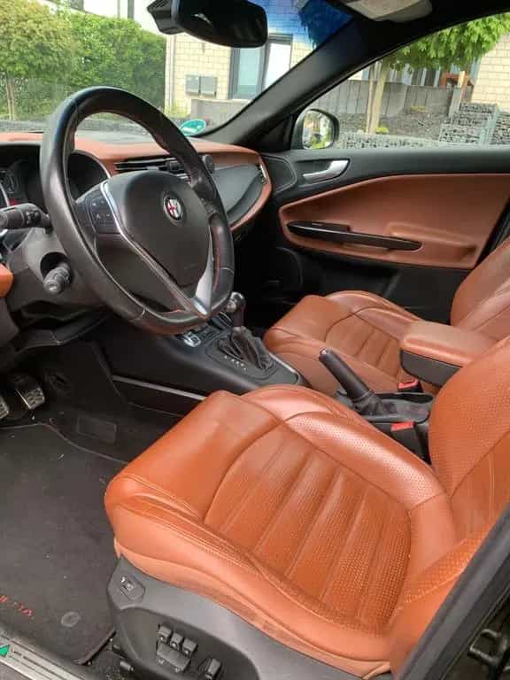 Alfa Romeo Giulietta 1.8 TBi 16V TCT Quadrifoglio Verde... 11/2014-photo-4