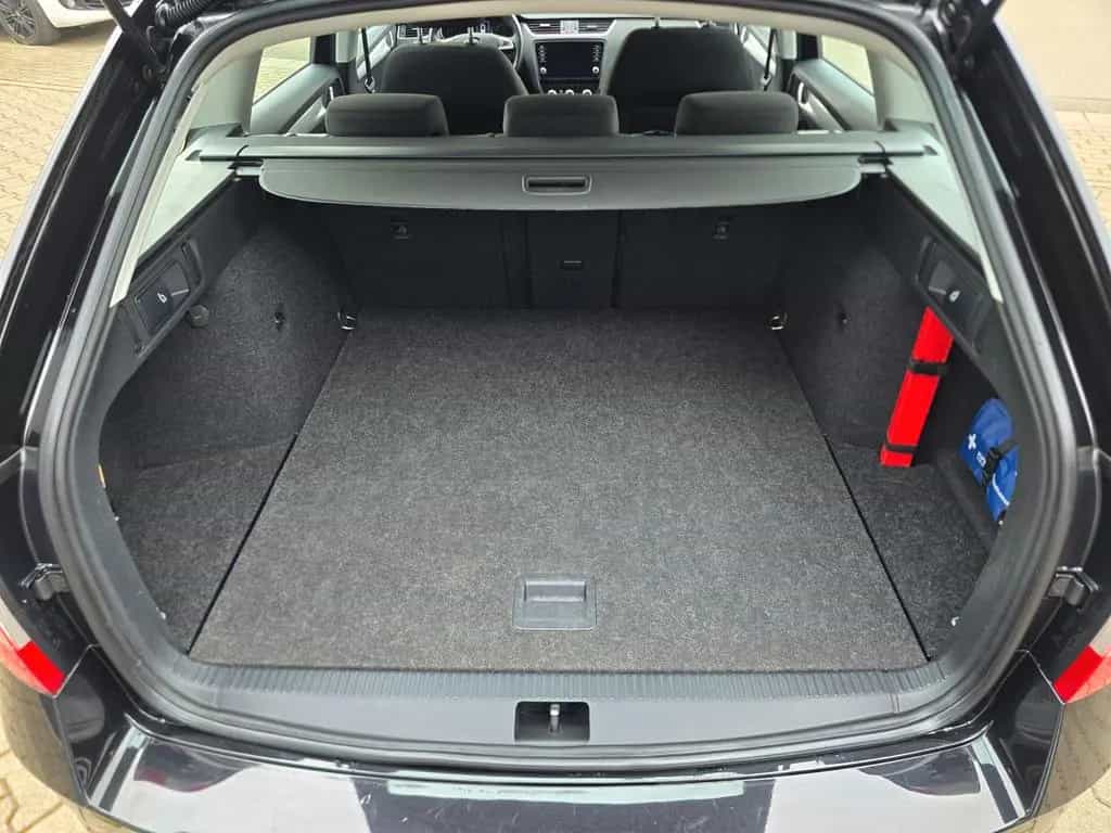 Skoda Octavia Combi Tour, Sitzheizung, Alu,AHK 10/2020-photo-19