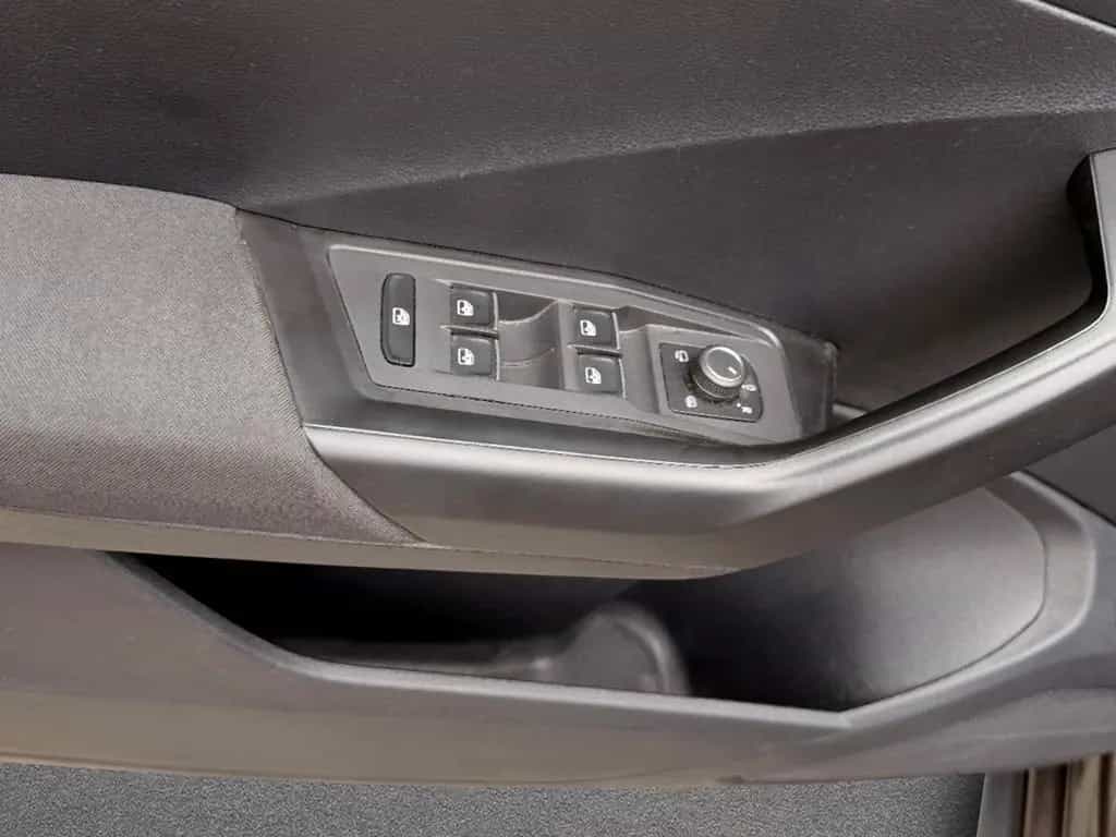 Volkswagen T-Roc 4Motion Navi Allrad Alu PDC ACC Sportpaket 01/2020-photo-21