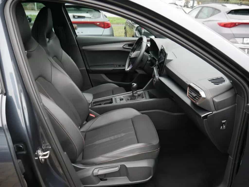 Cupra Formentor 1.5 TSI KLIMA PDC SHZ NAVI ACC LED 19" 03/2022-photo-1