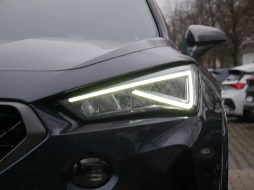 Cupra Formentor 1.5 TSI KLIMA PDC SHZ NAVI ACC LED 19" 03/2022-photo-24