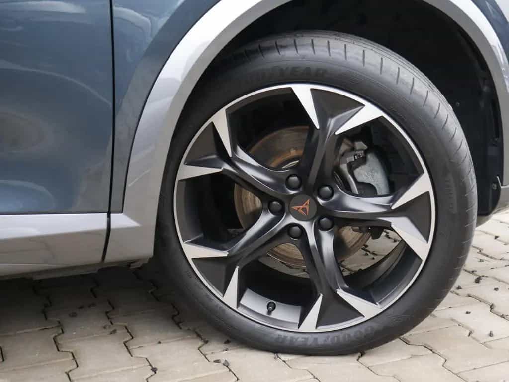 Cupra Formentor 1.5 TSI KLIMA PDC SHZ NAVI ACC LED 19" 03/2022-photo-4