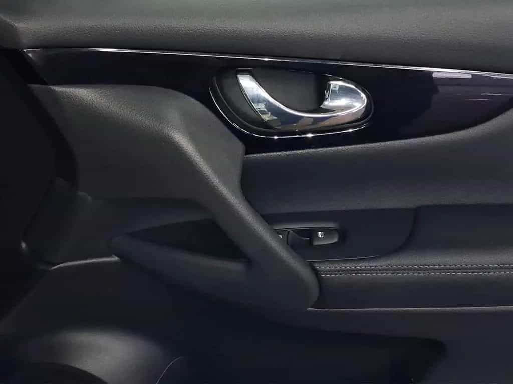 Nissan Qashqai 1.3 DIG,1.Hand,Navi,Tempo,Kamera,S-Heft 04/2019-photo-9