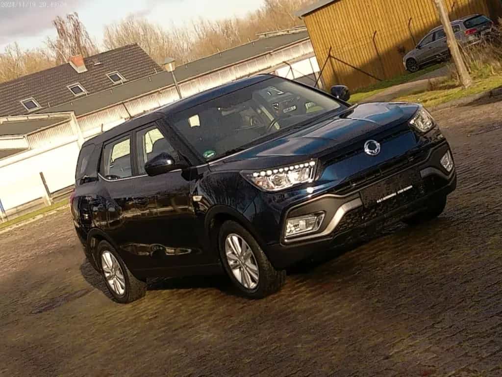 Ssangyong XLV TÜV NEU  NAVI R-KAMERA S-HET 1HAND 07/2019-photo-0