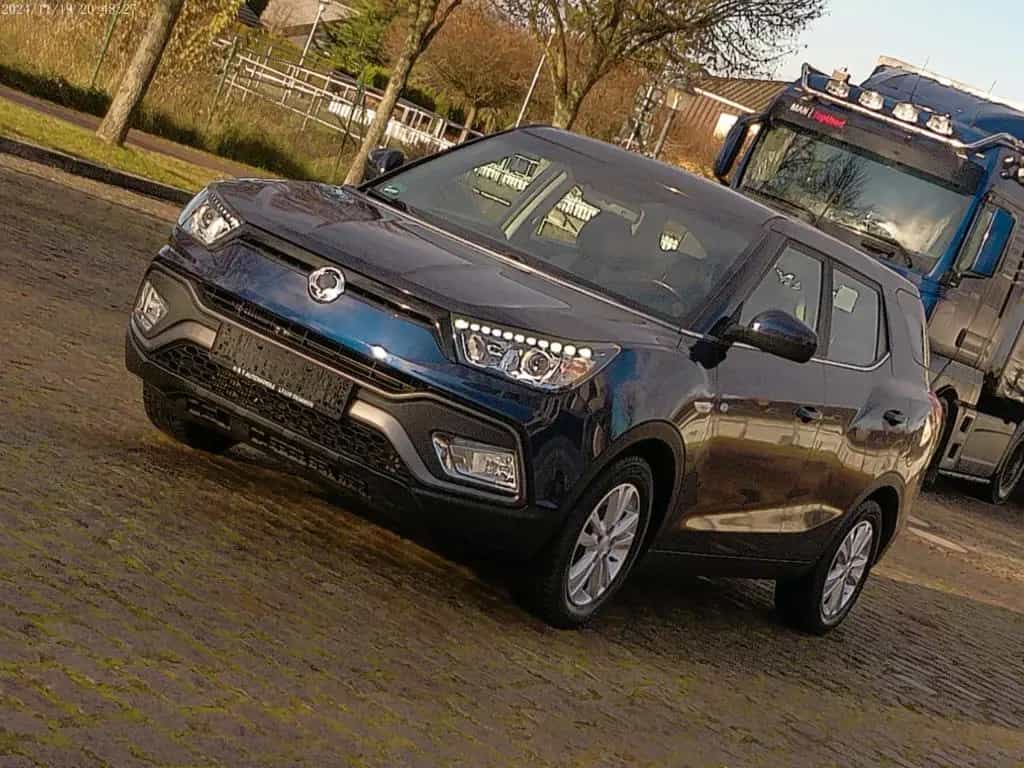 Ssangyong XLV TÜV NEU  NAVI R-KAMERA S-HET 1HAND 07/2019-photo-1