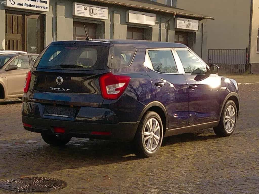 Ssangyong XLV TÜV NEU  NAVI R-KAMERA S-HET 1HAND 07/2019-photo-5