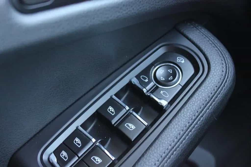 Porsche Macan 2.0 Panorama 2023 ( 45.202.- € NETTO ) 01/2023-photo-17