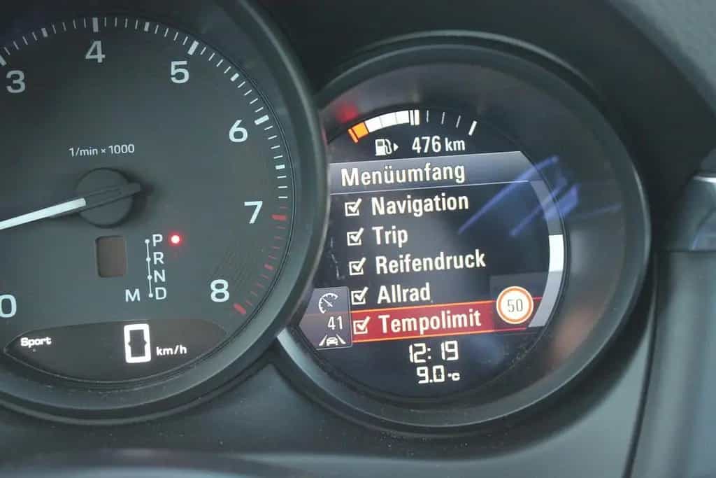 Porsche Macan 2.0 Panorama 2023 ( 45.202.- € NETTO ) 01/2023-photo-25