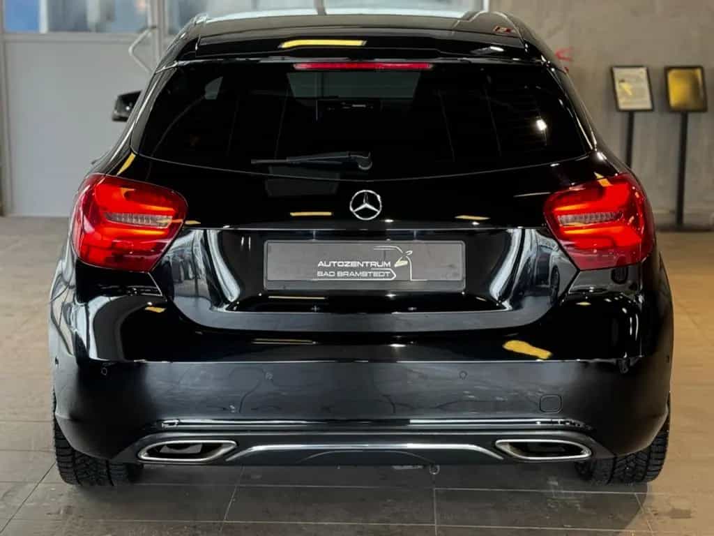 Mercedes-Benz A-Class 200 Score Asutattung|LED|AHK|PDC|SHZ|NAVI| 08/2017-photo-5