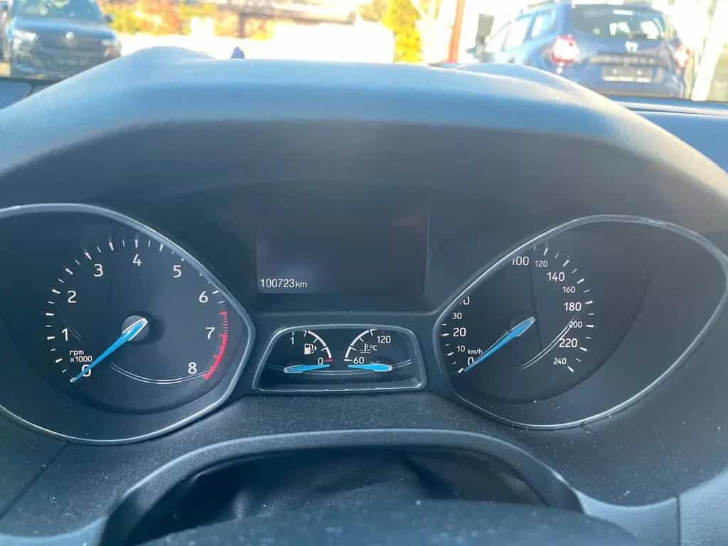 Ford Focus 1,0 EcoBoost 92kW ST-Line Red 07/2017-photo-20