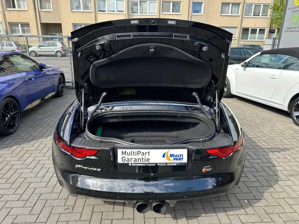 Jaguar F-Type 2.0 L P300 Turbo*NAVI*KAM*LED*SHZ*TEMPOMA 03/2018-photo-11