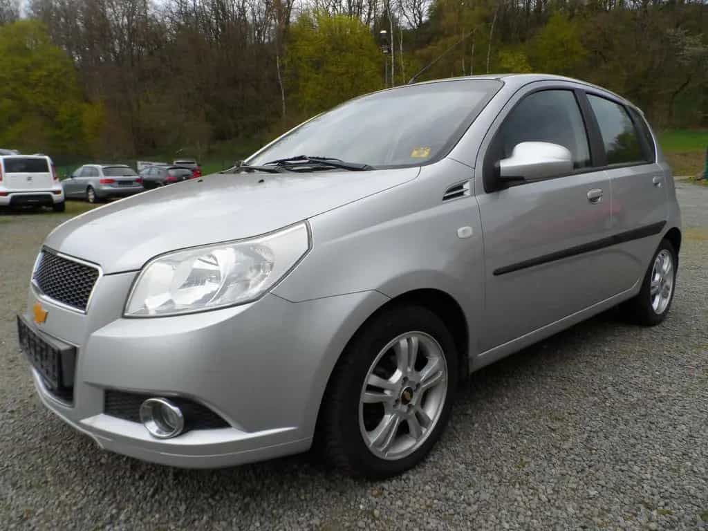 Chevrolet Aveo Schrägheck LT 1.Hd+Climatr+ALU+NAVI+TÜV NEU 05/2009-photo-0
