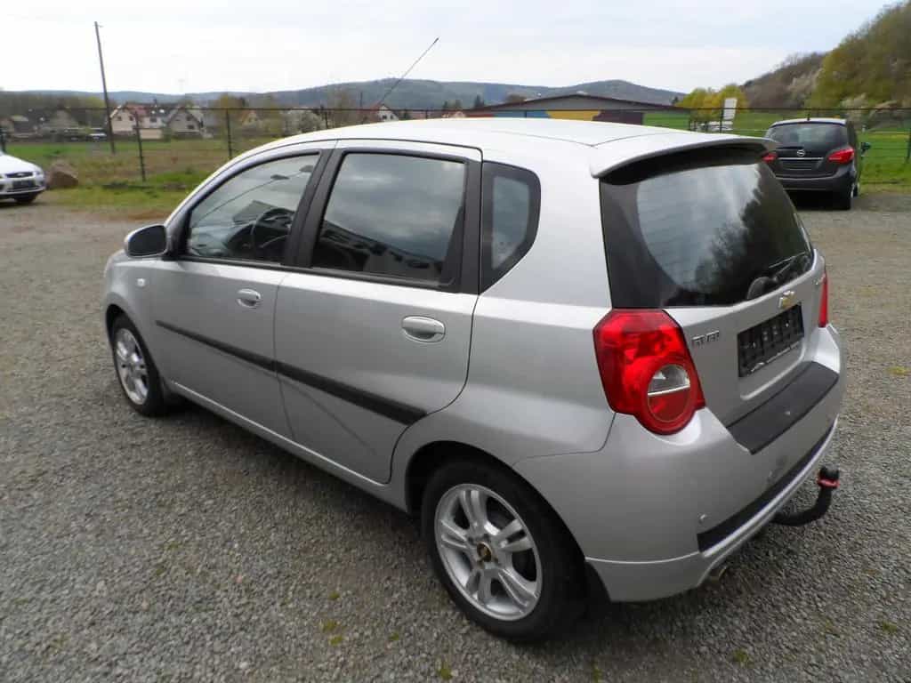 Chevrolet Aveo Schrägheck LT 1.Hd+Climatr+ALU+NAVI+TÜV NEU 05/2009-photo-1