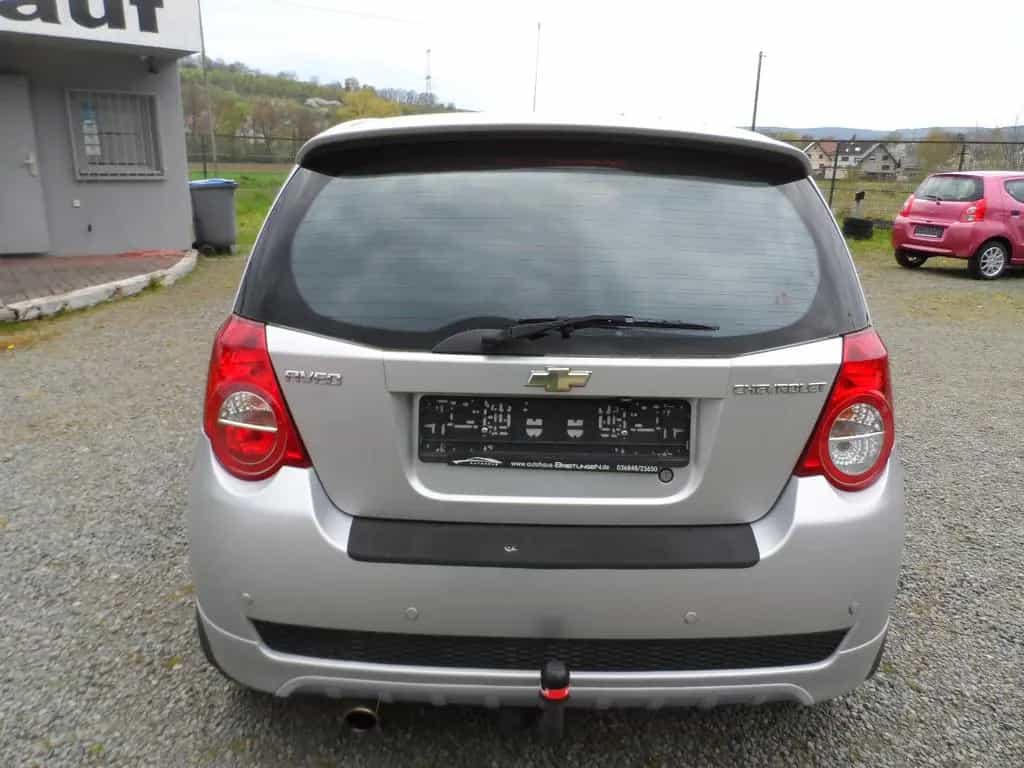 Chevrolet Aveo Schrägheck LT 1.Hd+Climatr+ALU+NAVI+TÜV NEU 05/2009-photo-2