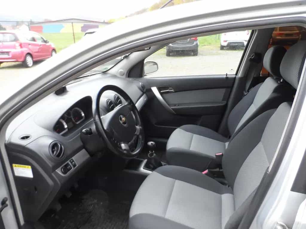 Chevrolet Aveo Schrägheck LT 1.Hd+Climatr+ALU+NAVI+TÜV NEU 05/2009-photo-6