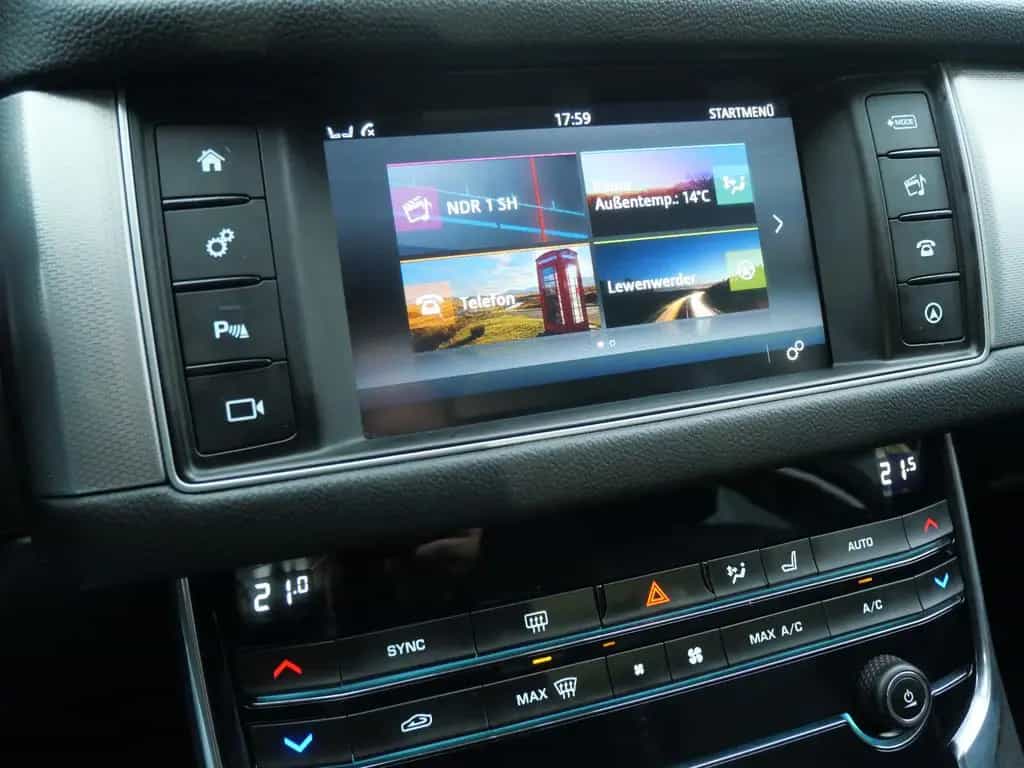 Jaguar XF Pure 2.0d Leder/Navi/KeylessGo/PDC 12/2016-photo-13