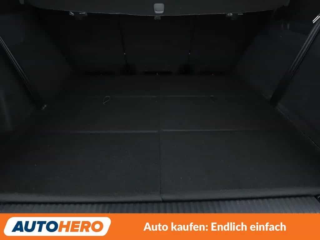 Citroën C4 Grand Spacetourer 2.0 Blue-HDi Shine Aut*NAVI 07/2022-photo-16