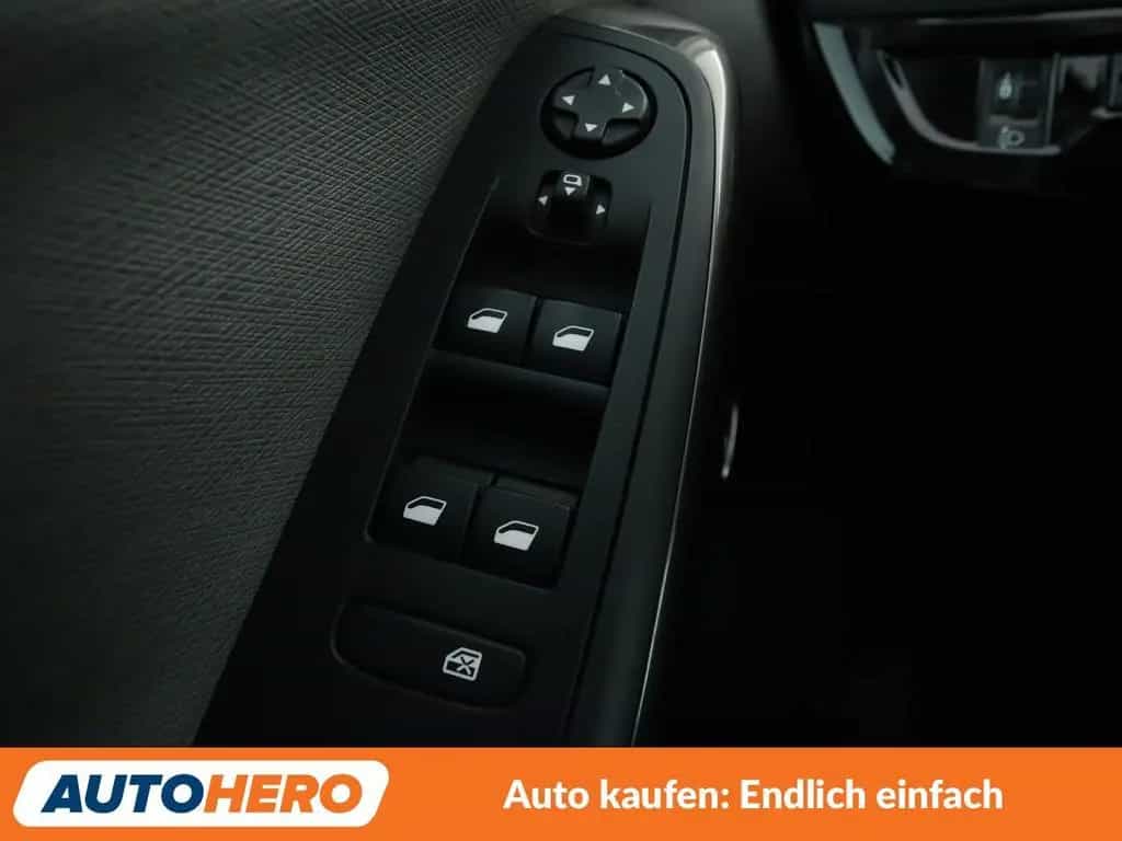 Citroën C4 Grand Spacetourer 2.0 Blue-HDi Shine Aut*NAVI 07/2022-photo-25