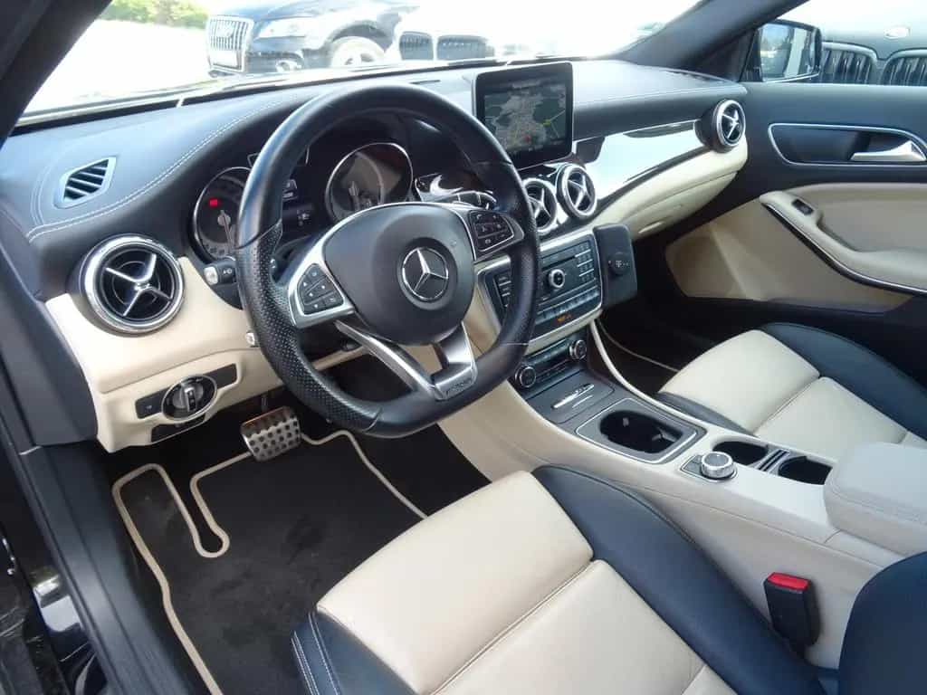 Mercedes-Benz GLA 250 4Matic AMG 2. HAND LED NAVI KAMERA LEDER 09/2016-photo-19
