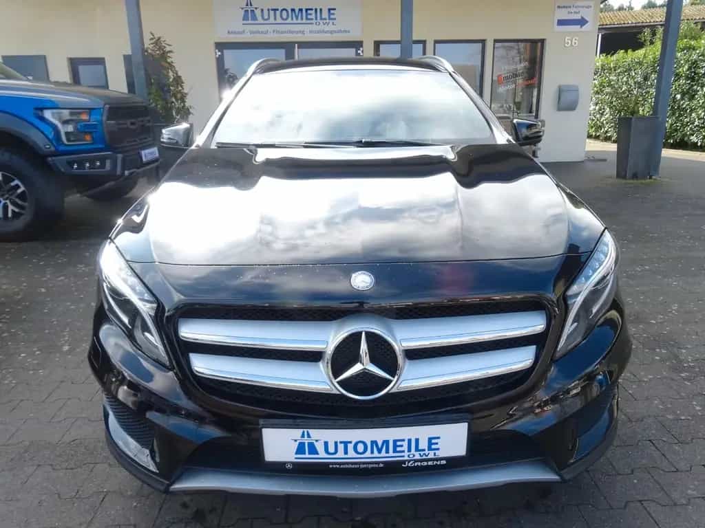 Mercedes-Benz GLA 250 4Matic AMG 2. HAND LED NAVI KAMERA LEDER 09/2016-photo-5
