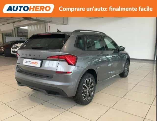 Other Skoda Kamiq 1.0 TSI 110 CV Black Dots 06/2023-photo-4