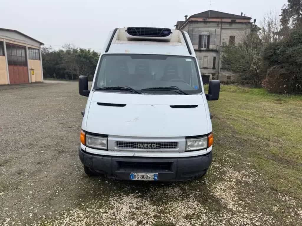 Iveco Daily 2.5 Diesel Furgone Frigo 04/2007-photo-1