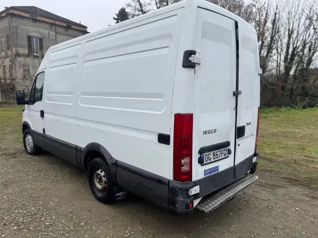 Iveco Daily 2.5 Diesel Furgone Frigo 04/2007-photo-5