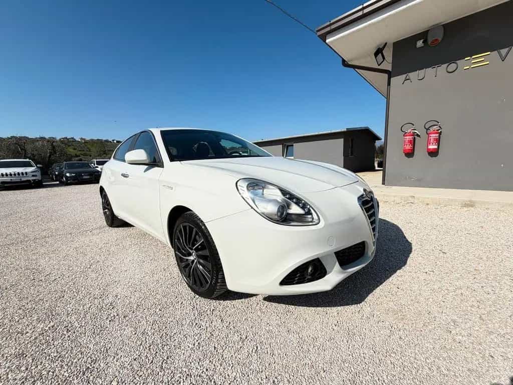 Alfa Romeo Giulietta 1.6 JTDm-2 105 cv exclusive 07/2012-photo-5