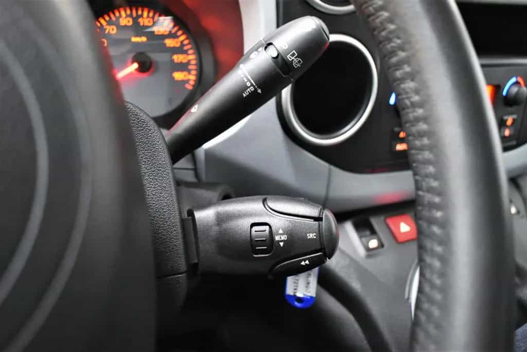 Citroën Berlingo Kombi Selection+SHZ+PDC+AHK+Tempomat 06/2014-photo-21