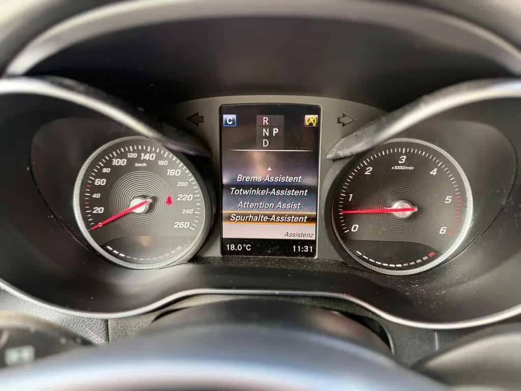 Mercedes-Benz GLC-Class 350d 4Matic AMG LINE AHK Burmaster Tot&Spur 10/2017-photo-19