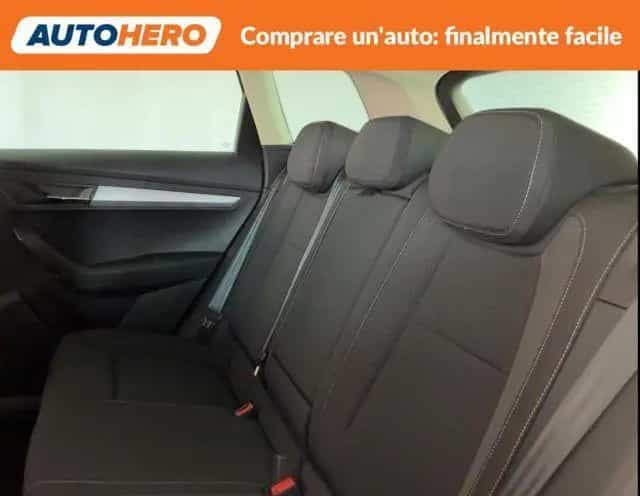 Other Skoda Karoq 1.0 TSI 115 CV Executive 06/2024-photo-8