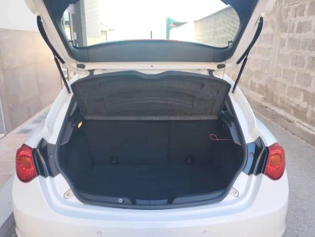 Alfa Romeo Giulietta ROMEO GIULIETTA 1.6 JTDm-2 120 CV Progressi 07/2016-photo-5