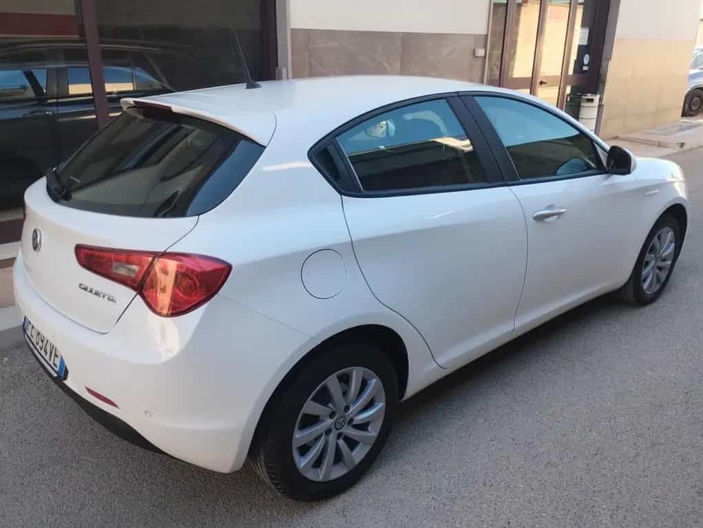 Alfa Romeo Giulietta ROMEO GIULIETTA 1.6 JTDm-2 120 CV Progressi 07/2016-photo-7