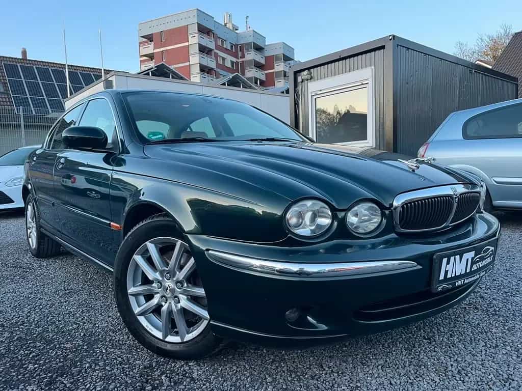 Jaguar X-Type 2.5 Liter V6 *TÜV/ASU NEU* 12/2001-photo-0