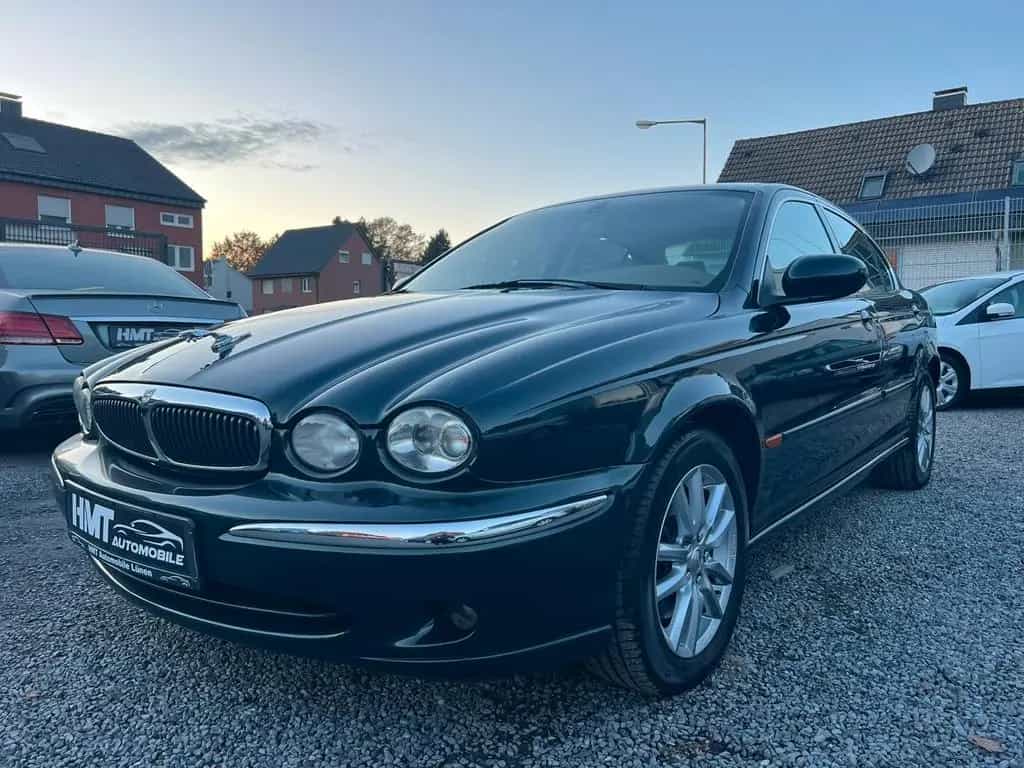 Jaguar X-Type 2.5 Liter V6 *TÜV/ASU NEU* 12/2001-photo-2