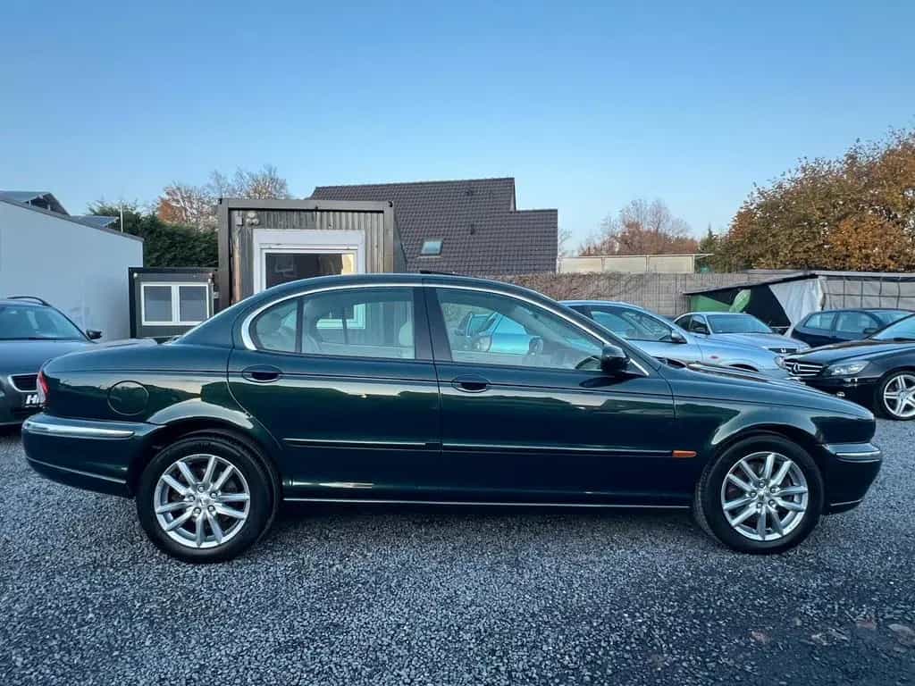 Jaguar X-Type 2.5 Liter V6 *TÜV/ASU NEU* 12/2001-photo-7