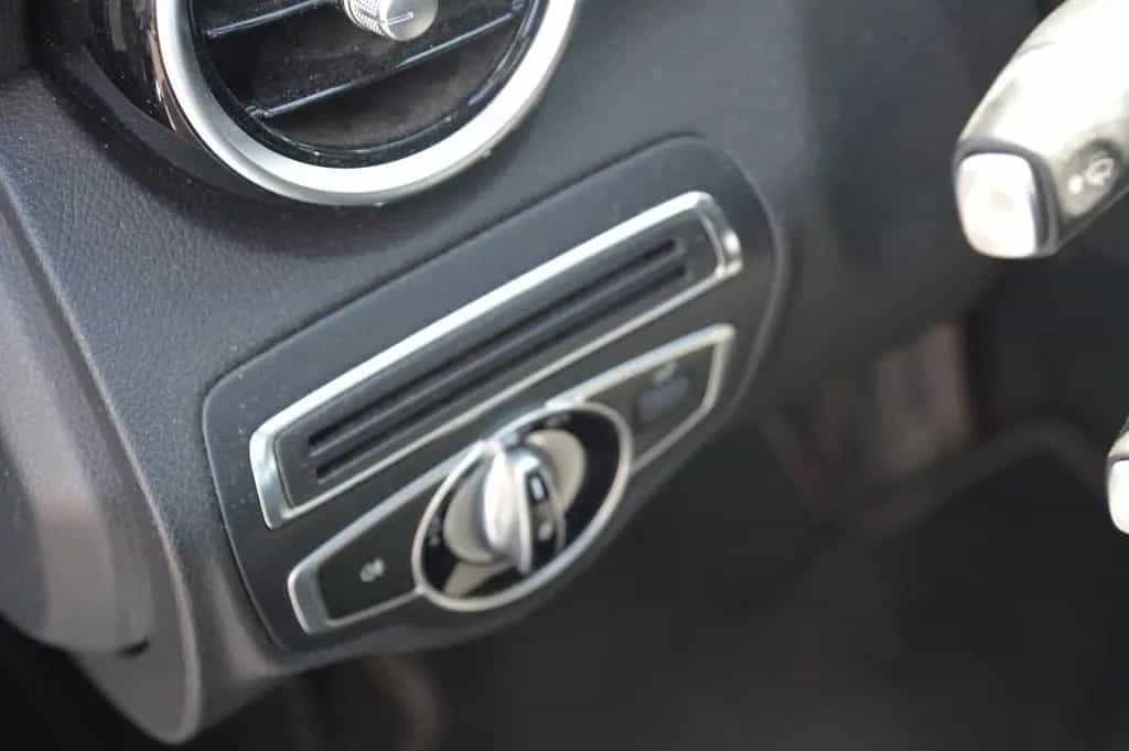 Mercedes-Benz C-Class 200 Limousine CGI AUTOMATIK/GARANTIE/TÜV-NEU 09/2016-photo-21