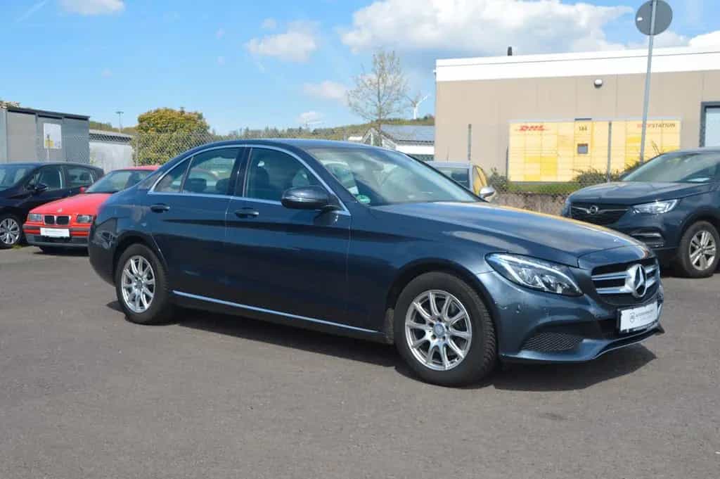 Mercedes-Benz C-Class 200 Limousine CGI AUTOMATIK/GARANTIE/TÜV-NEU 09/2016-photo-4