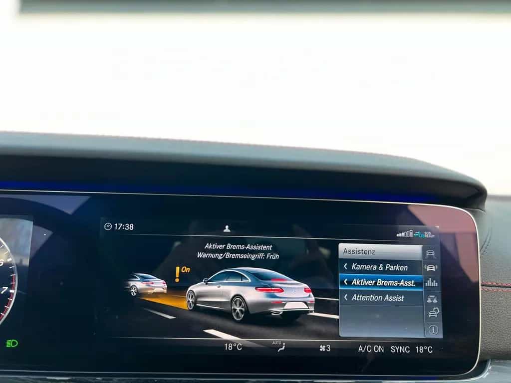 Mercedes-Benz E-Class 53 AMG 4M Coupe Pano RFK BURM. LED Luft. 20LM 10/2018-photo-29
