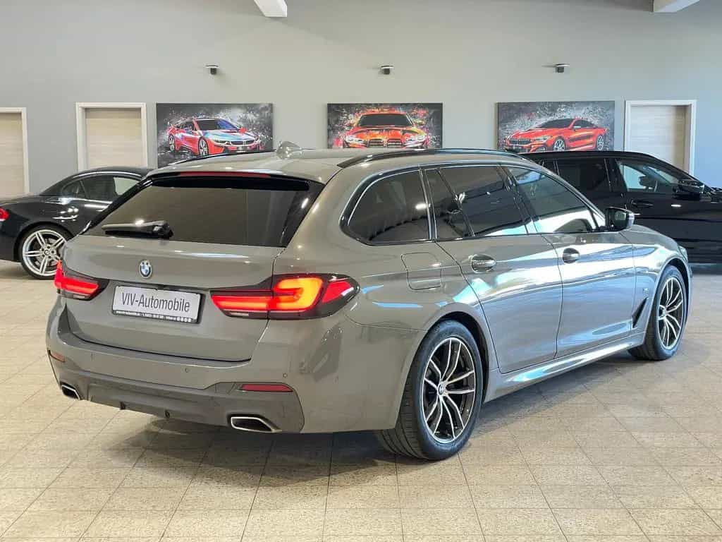 BMW 5 Series 520d Touring M Sport *FACELIFT*1.Hand*H&K*R-CAM* 10/2020-photo-2