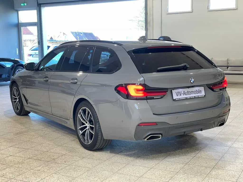 BMW 5 Series 520d Touring M Sport *FACELIFT*1.Hand*H&K*R-CAM* 10/2020-photo-4