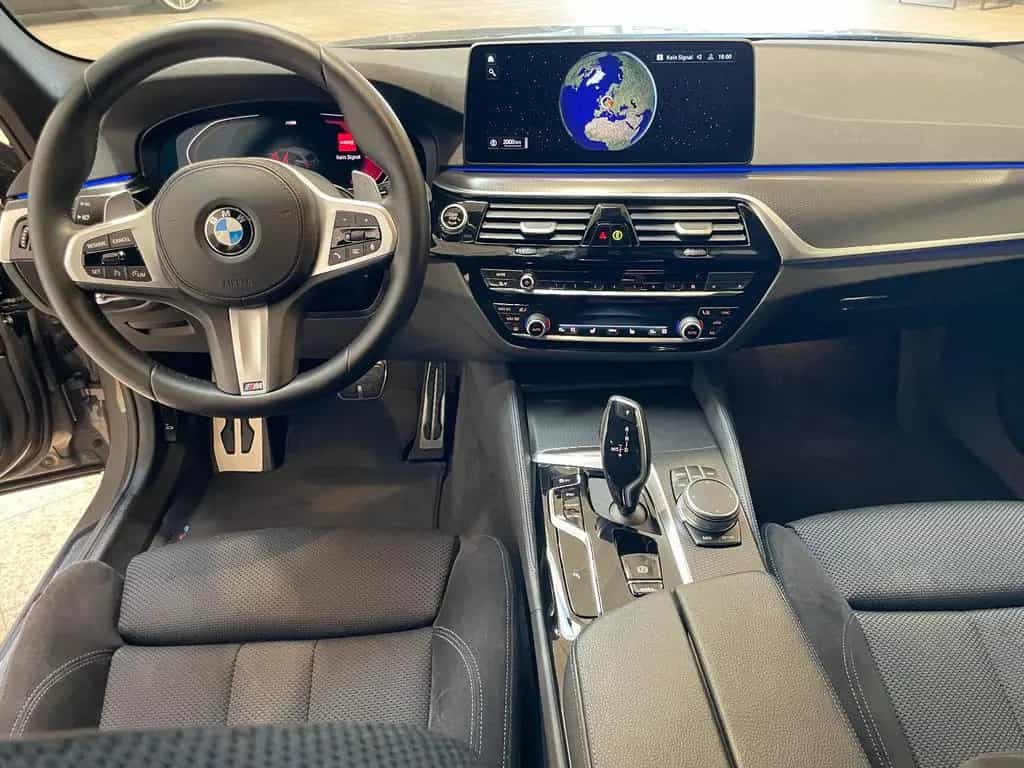 BMW 5 Series 520d Touring M Sport *FACELIFT*1.Hand*H&K*R-CAM* 10/2020-photo-7