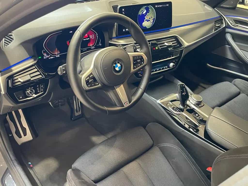 BMW 5 Series 520d Touring M Sport *FACELIFT*1.Hand*H&K*R-CAM* 10/2020-photo-8