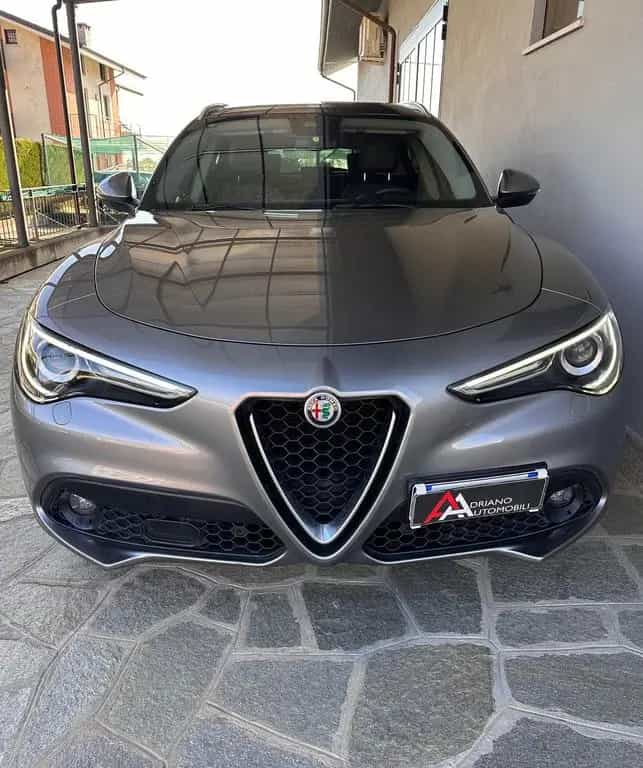 Alfa Romeo Stelvio 2.2 t Super Q4 210cv auto 04/2018-photo-7