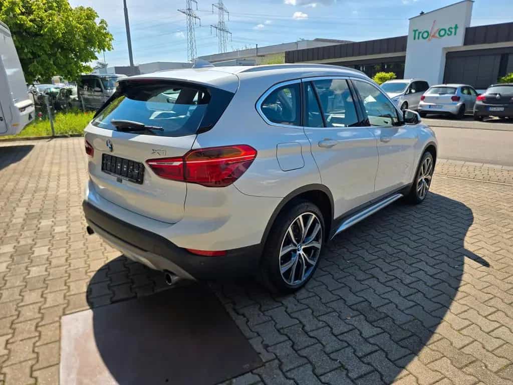 BMW X1 xDrive 25 i xLine,Navi,PDC,LED,Alu 05/2017-photo-3