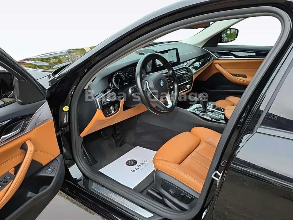 BMW 5 Series 540i Touring xDrive Sport Line 04/2018-photo-11