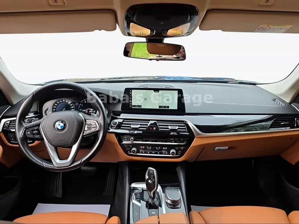 BMW 5 Series 540i Touring xDrive Sport Line 04/2018-photo-13